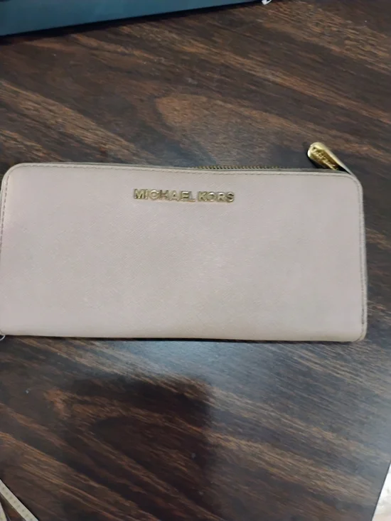 Michael Kors Jet Set Travel Saffiano Leather Continental Wallet