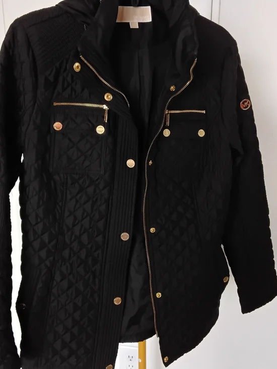 NWOT! Michael Kors Black Quilted Puffer Jacket with Gold Hardware