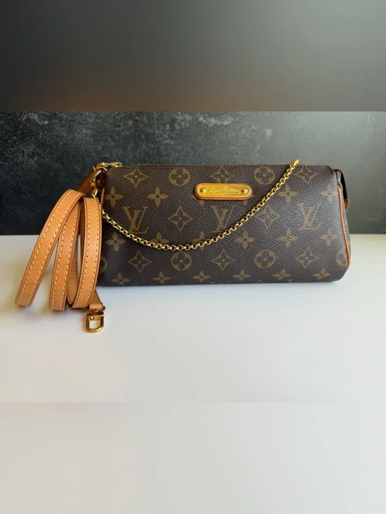 Authentic Louis Vuitton Eva Crossbody Monogram Canvas & Leather Clutch Purse Bag