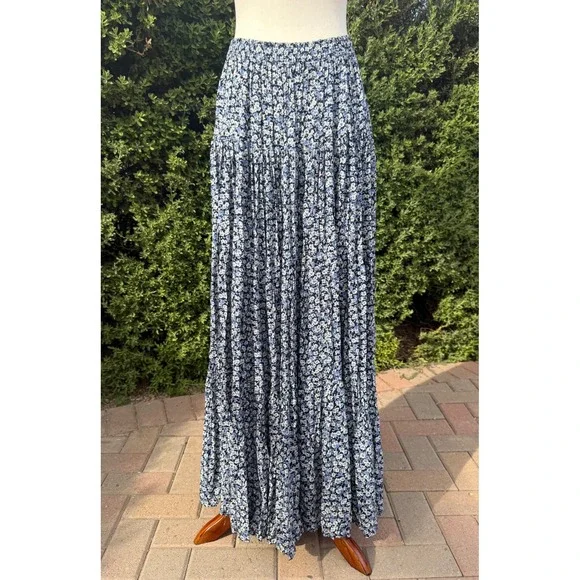 Vintage Shelbi Ranch Blue Floral Tiered Boho Broomstick Maxi Skirt Large O/S