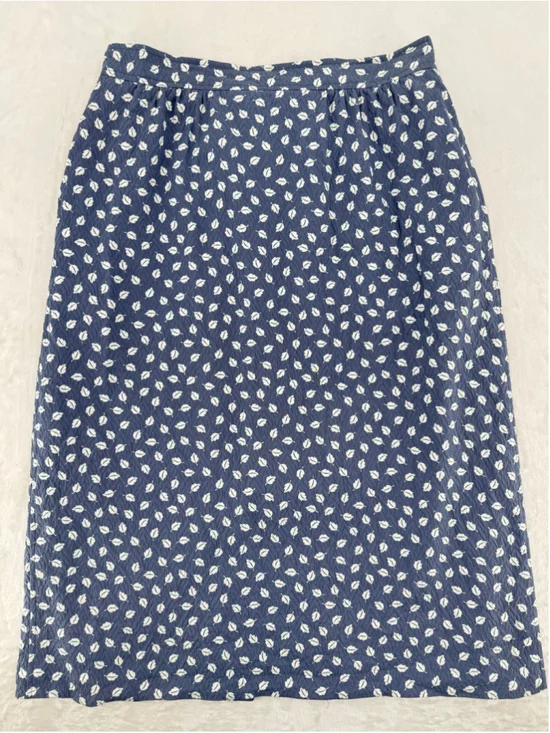 Vintage Straight Skirt Blue Gray with White Leaves Cottagecore Nature Medium