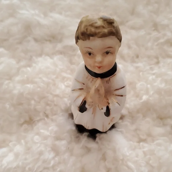 Ceramic Praying Figurine