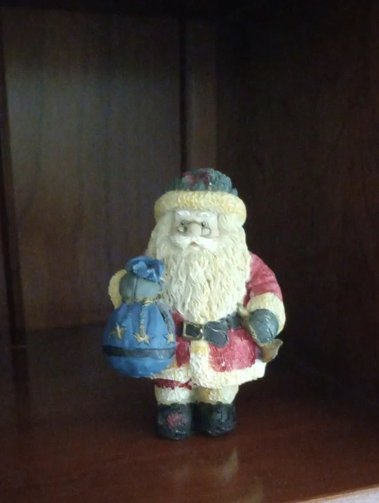 Rustic Old World Santa Claus Wood Look Carved Resin Christmas Figurine