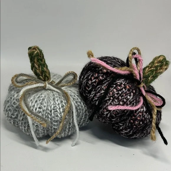 Handmade Knit Mini Pumpkin Decor Set