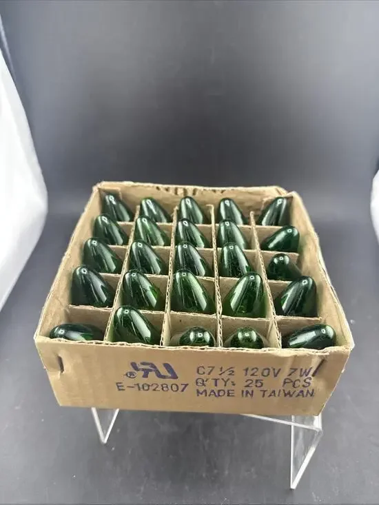 Lot 25 Vintage C7 1/2 Green Christmas Replacement Bulbs Made in Japan