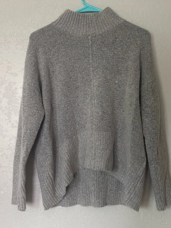 Romeo + Juliet gray sweater