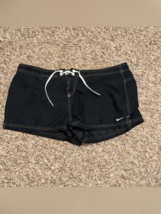 Nike women's size XL Black Shorts with White Drawstring