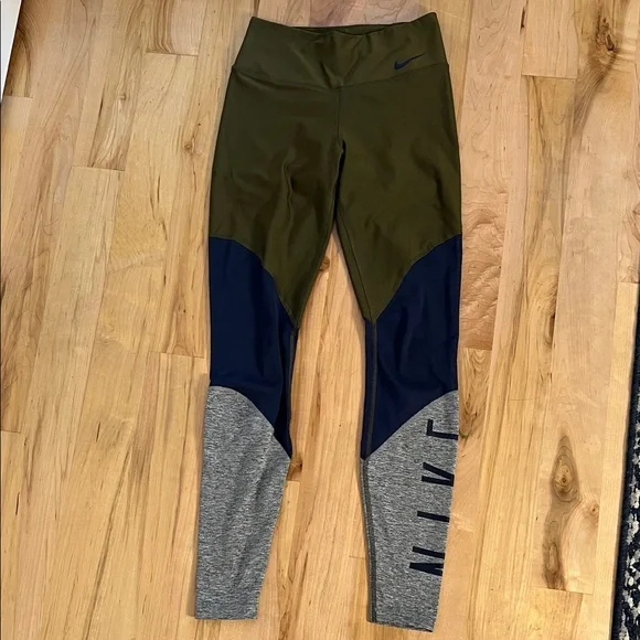 Nike Dri Fit Women's Olive, Navy, and Gray Leggings Size XS