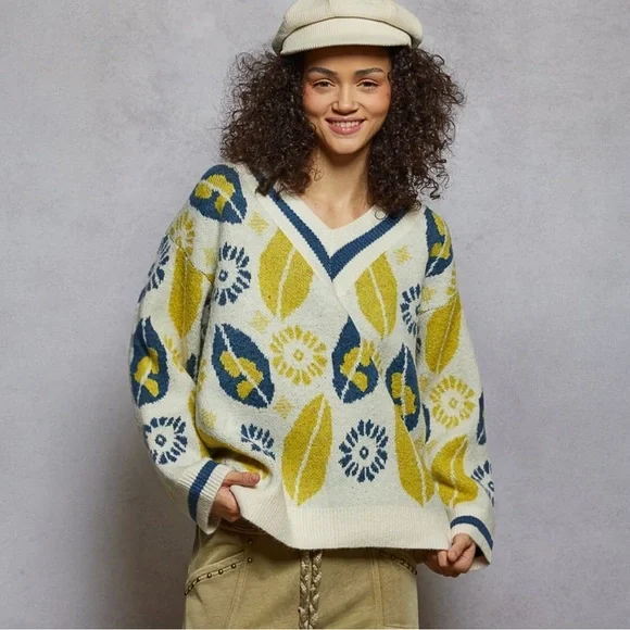 NWT POL Chic Boho V-Neck Sweater