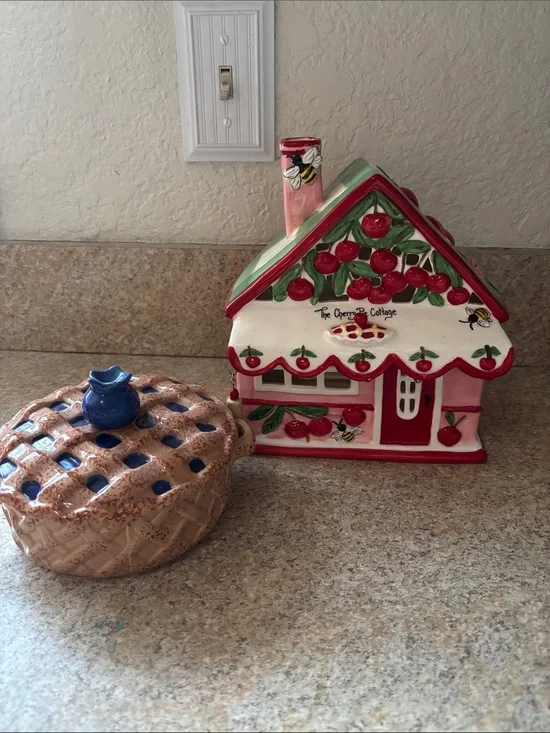 Blue sky clay works  Cherry pie cottage Ceramic candle holder - Pink and Red