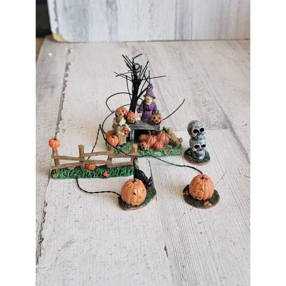 Halloween witch pumpkin skull AS IS village accessories‎ set