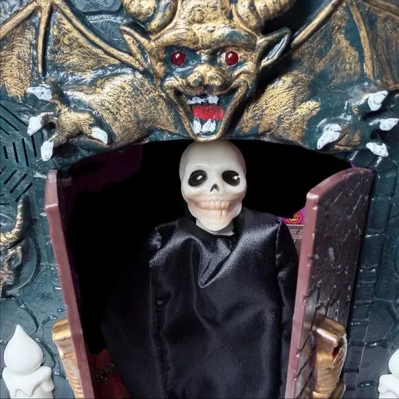 Vtg MSR 1993 The Haunted House Animated Dracula Skeleton Halloween Prop Works