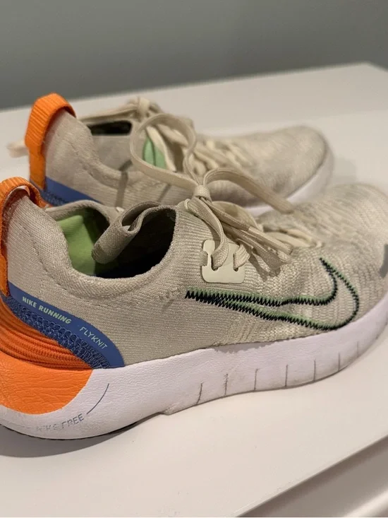 Nike Women’s Free Run Flyknit Next Nature