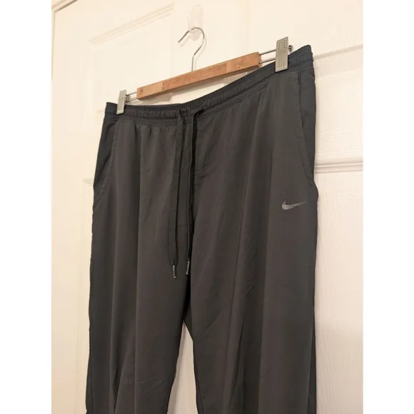 Y2K Nike Women's Dri-FIT Bliss Victory Training Pants Baggy Toggle Hem Swoosh M