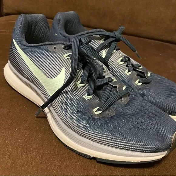 Very Good Nike Air Zoom Pegasus 34 womens running shoes 9.5 Navy blue seafoam