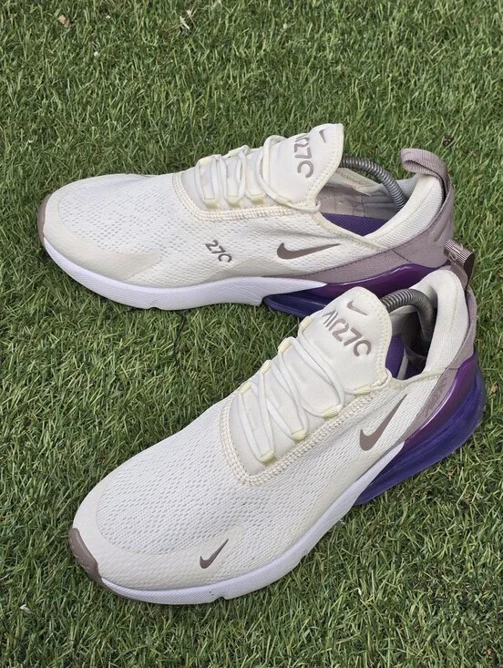 NIKE AIR MAX 270 - Women's Sneakers - SIZE 10
