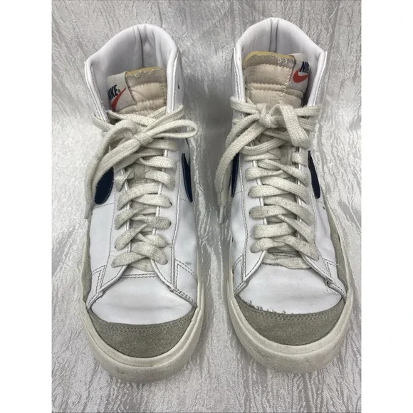 Nike Women's Blazer Mid 77 CZ1055-100 White Basketball‎ Shoes Sneakers Size 9
