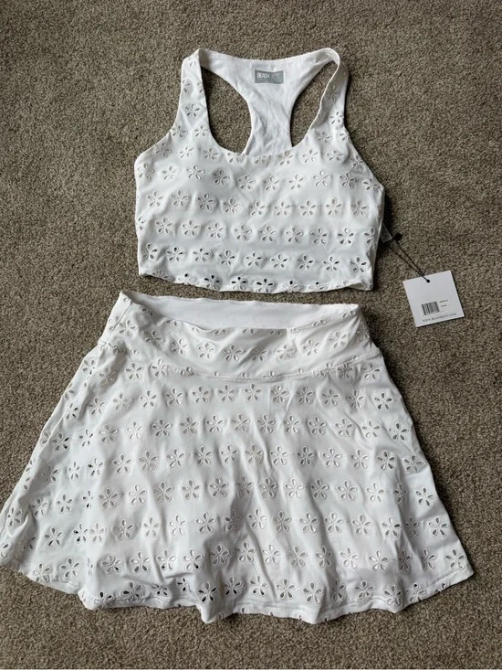 BEACH RIOT trixie eyelet magnolia skirt & yara magnolia top WHITE set