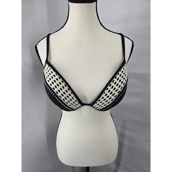 Victorias Secret The Fabulous Bikini Top Black Cream Crochet Whipstitch 36D