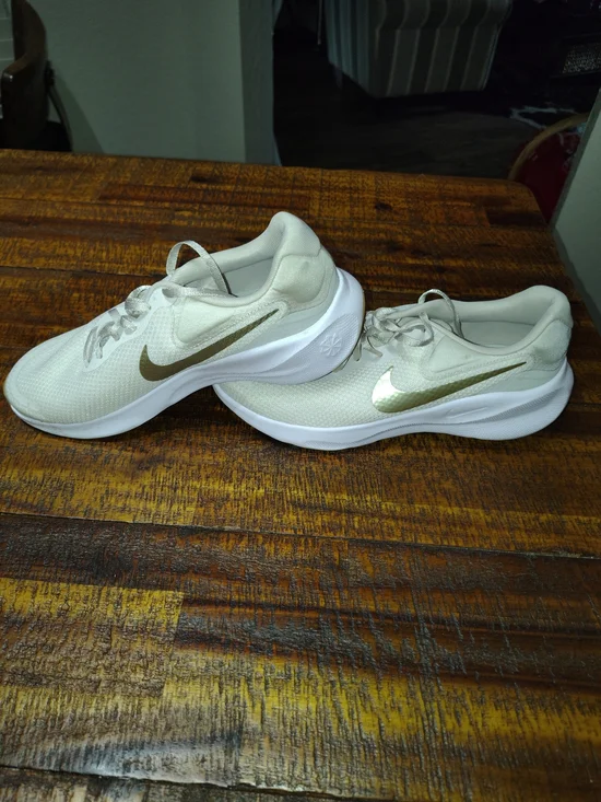 NIKE Revolution 7 Running Shoes in the Phantom/Light Bone/White/Neutral Olive
