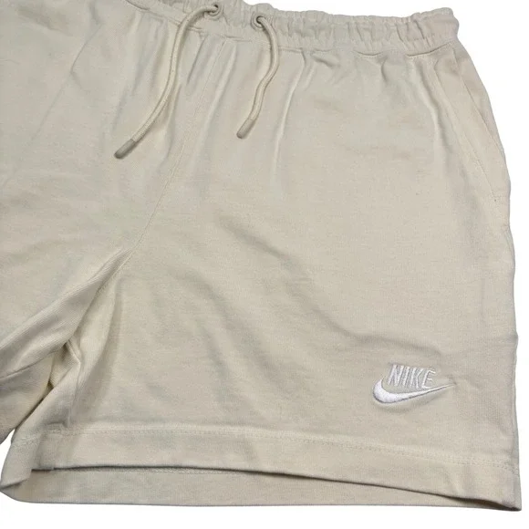 Nike Womens Medium  Pale Yellow Shorts Sportswear Essential Cotton High Rise