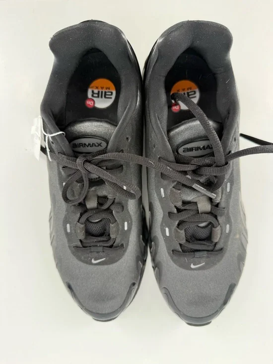 Nike Air Max Women’s Black/Gray Running Sneakers