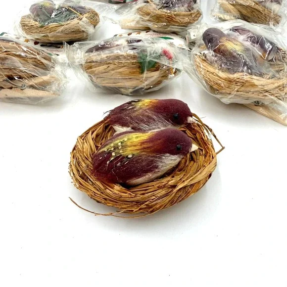 Set‎ of 7 Handmade Holidays Decorative Bird Nests with Burgundy Birds 12355860