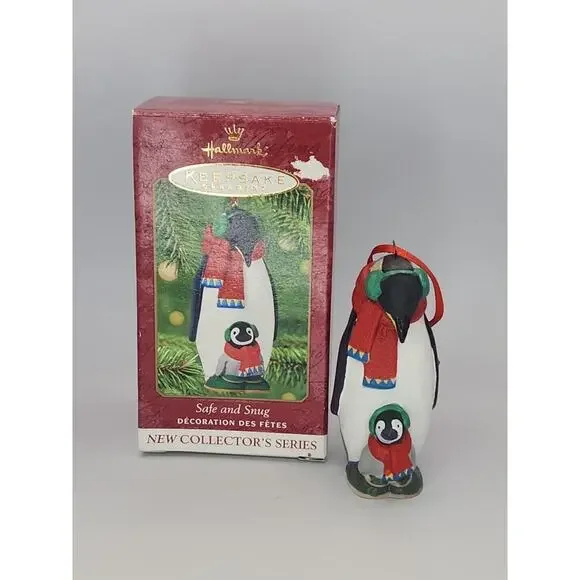 Hallmark Keepsake Ornament Safe And Snug #1 in Series‎ 2001 U76