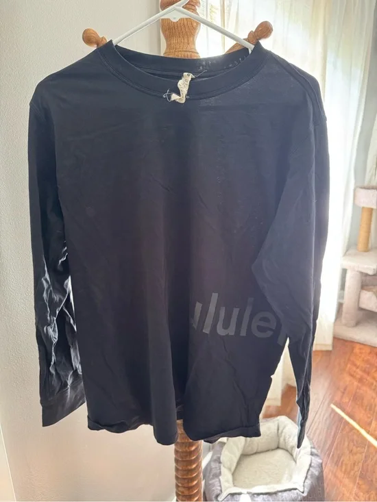 lululemon athletica women's Long Sleeve Crew Shirt - Black