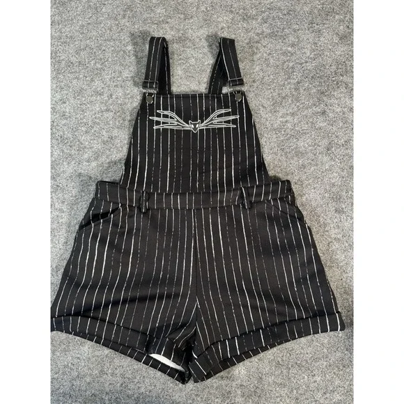 The Nightmare Before Christmas Jack Pinstripe Shortfalls XL