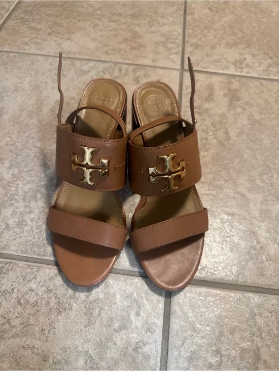 Tory Burch Tan Leather Slide Heels with Gold Logo