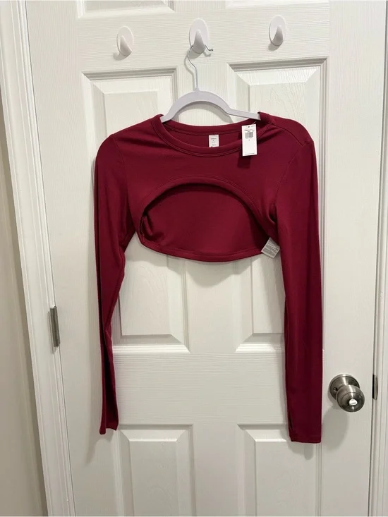 Old Navy Burgundy Long Sleeve Cutout Crop Top