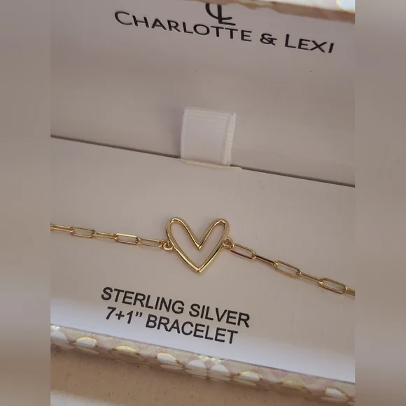 CHARLOTTE & LEXI gold heart bracelet, NEW