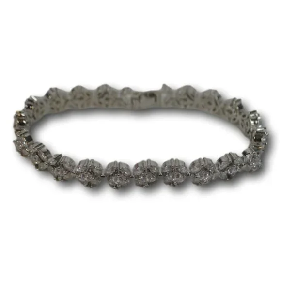 New Stunning Womens Silver Floral Tennis Bracelet - NEW