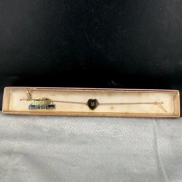 Vintage  American Beauty Monogram Bracelet Gold Plated “M” 5.5” Childs