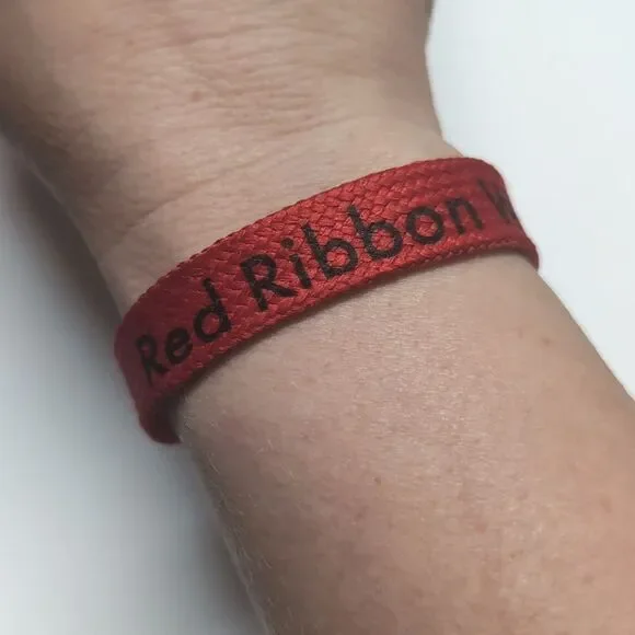532 Red 