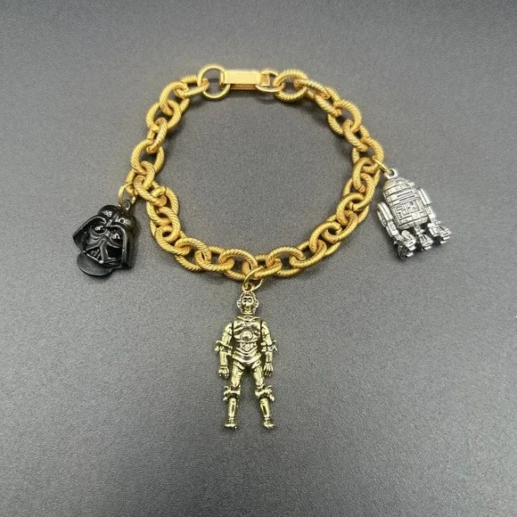 Vintage 1977 Star Wars Charm Bracelet with 3 Metal Charms R2-D2 Darth Vader C3PO