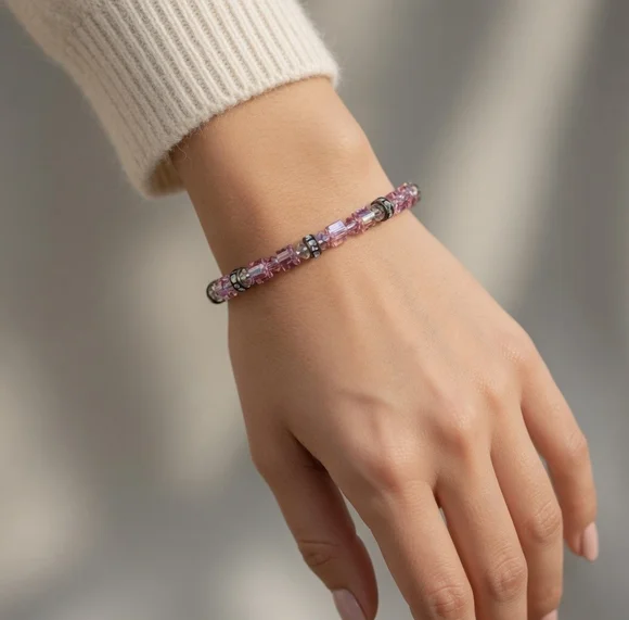 Pink and Clear Crystal Beads Bracelet with Heart Clasp NIB