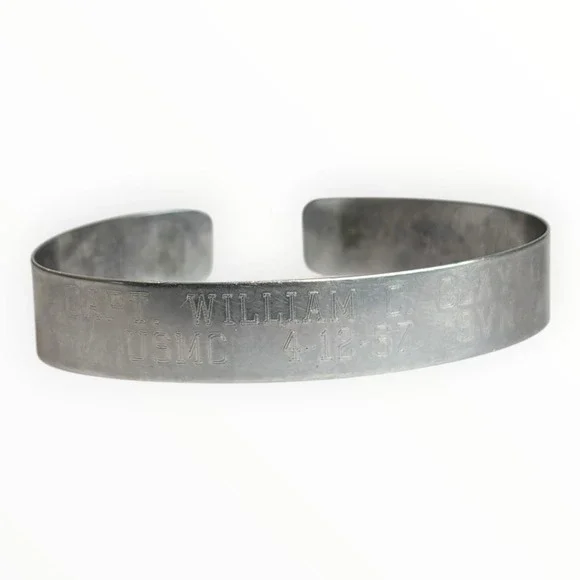 Vintage Vietnam War POW MIA KIA Bracelet CAPT. William C Clay III USMC 4-12-67