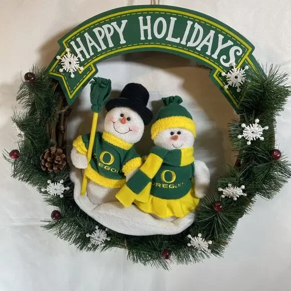 University Of Oregon Ducks Christmas Wreath Happy Holidays Snowman Woman Couple