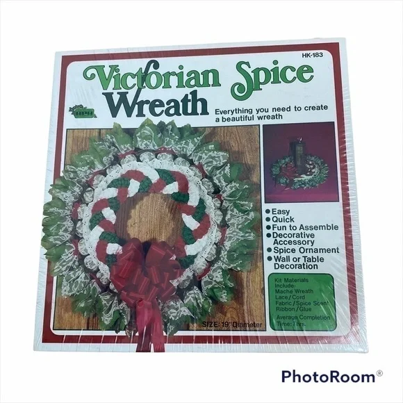 Vintage Christmas Victorian Spice Wreath Craft Kit NEW 19” Diameter