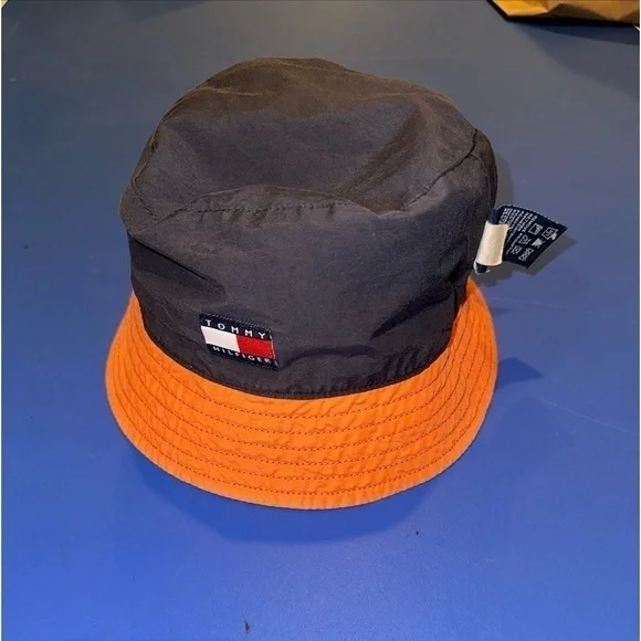 Youth Y2K Hilfiger‎ Bucket Hat reversible blue and orange