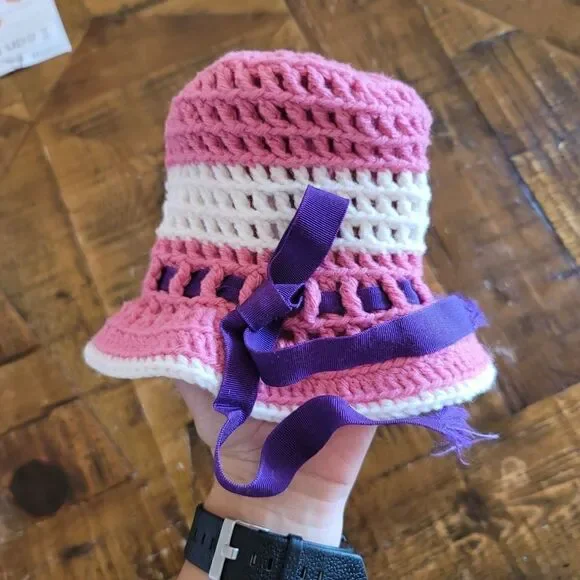 Knit doll preemoe baby crochet bucket hat pink white mini