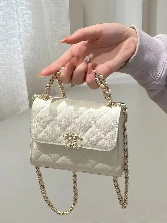 Classic CHANEL Bag: A Stylish and Versatile Choice for Elegance