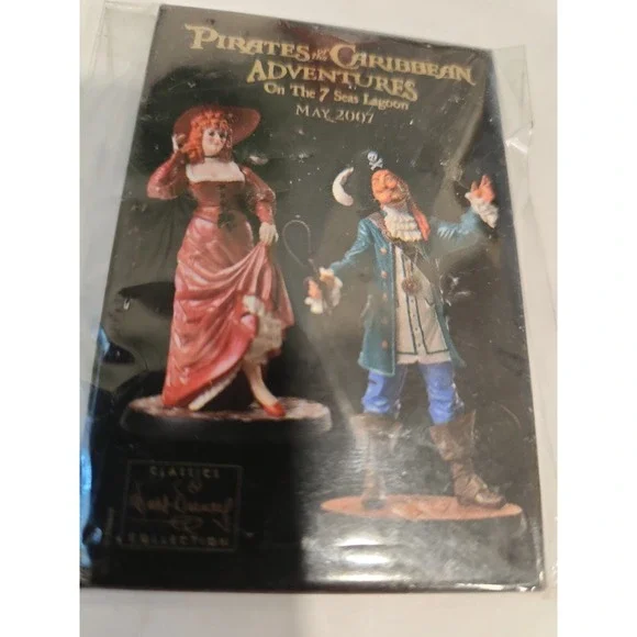 Disney Pirates of the Caribbean Redhead Auction WDCC‎ Pinback Badge Button 023