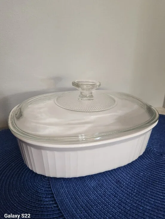 Corningware French White Pyroceram  Dish F 12 B & Lid F 12 C