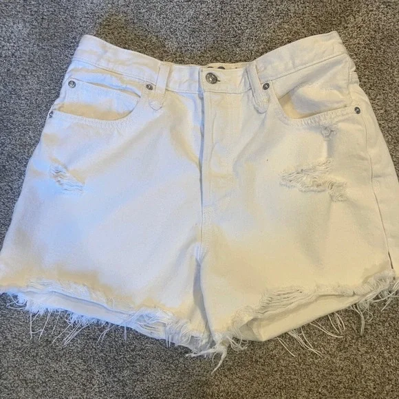 Free People Makai Cut Off White Distressed High Rise Denim Shorts Size 29 Beach