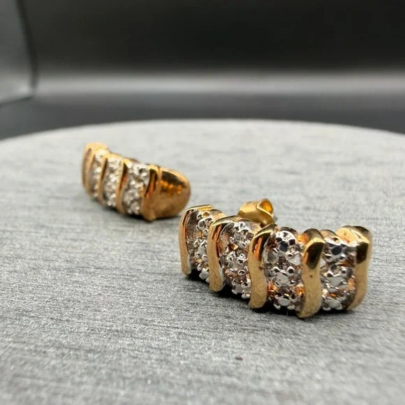 Gold Tone Crystal Curved Bar Stud Earrings Sparkly Statement Minimalist Gift