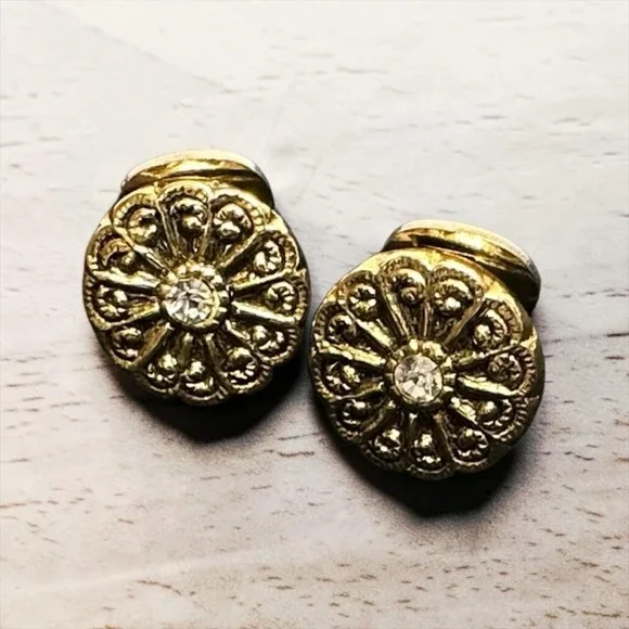 Gold Tone Rhinestone Floral‎ Rosette Clip On Earrings