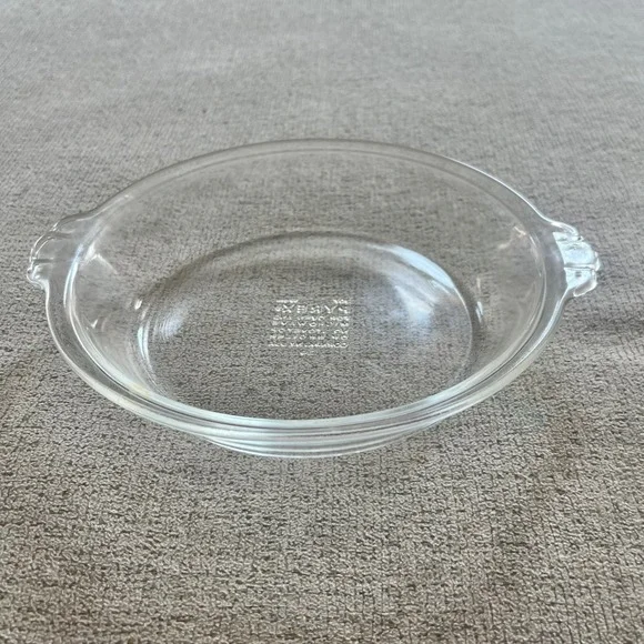 Vintage Pyrex 207 Clear Glass Pie Plate 18cm Round Baking Dish with Handles USA